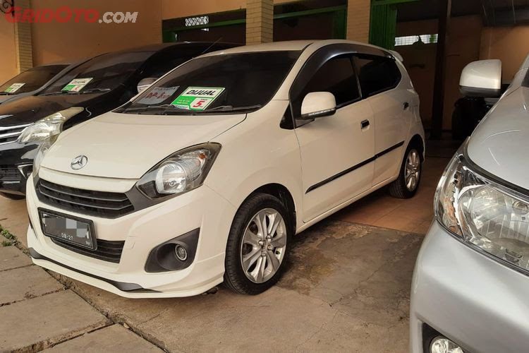 Harga Mobil Daihtasu Ayla