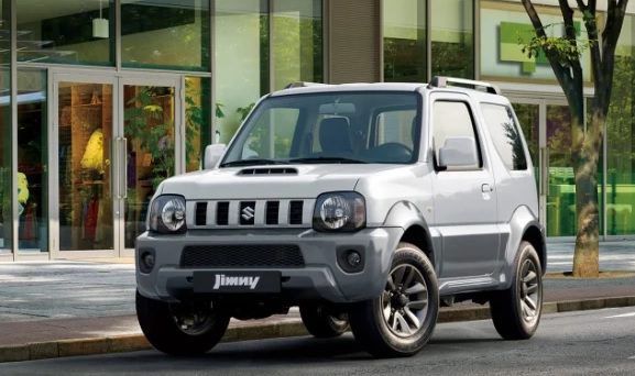 Biar Keluaran Lama, Tapi Suzuki Jimny 2016 Juga Masih Oke Buat di Boyong ke Rumah