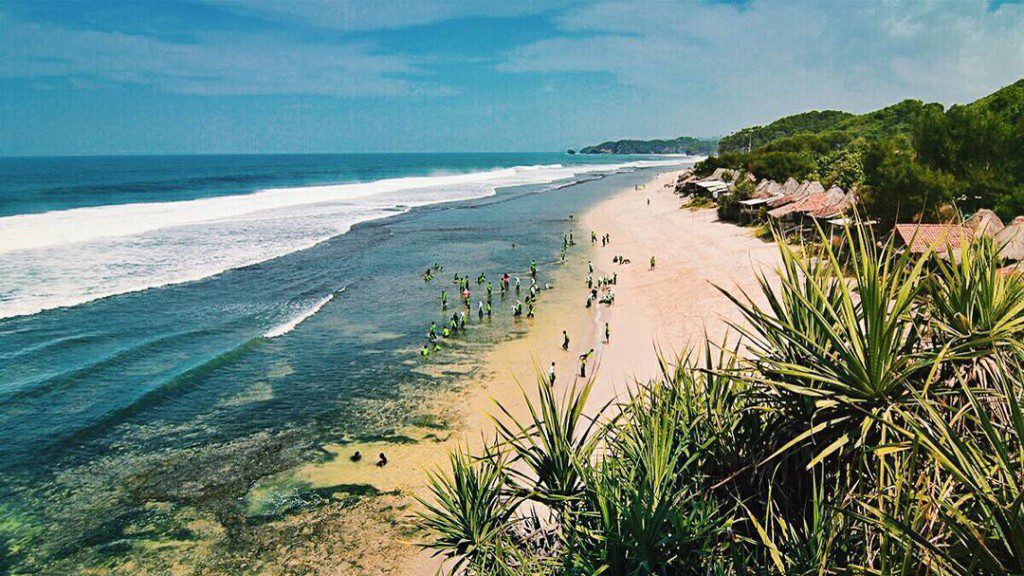 Asiknya Berlibur di Pantai Sepanjang Gunung Kidul, Yuk ke Sana!