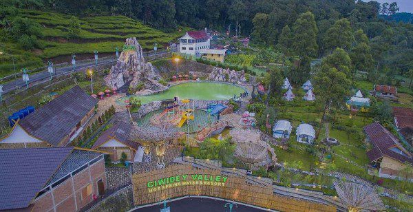 Glamping Ciwidey Valley Resort/Aneka Tempat Wisata