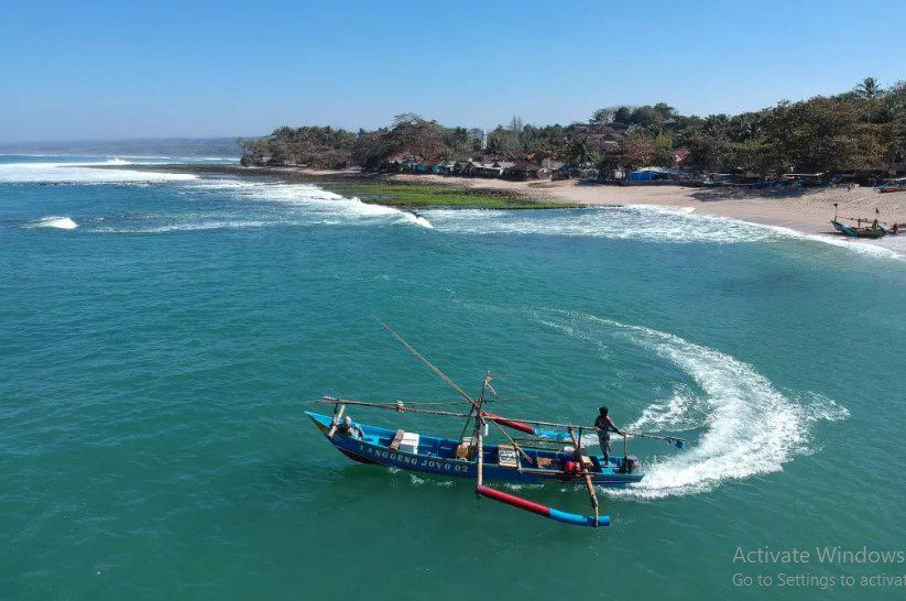 Penat Dengan Tugas? Yuk Liburan Ke Pantai Terdekat dari Bandung