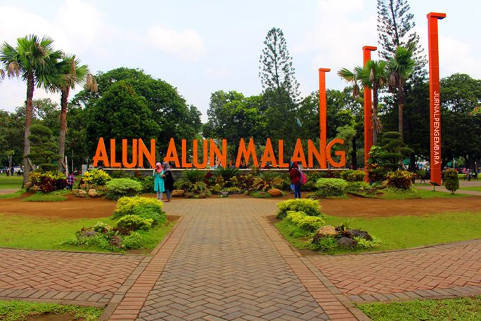 Foto: Coretanzone/alun-alun malang