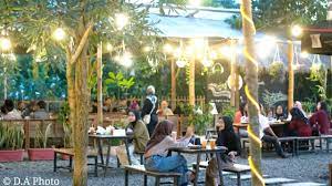 Review café di slawi Cocok Buat Nongkrong Sore-Sore