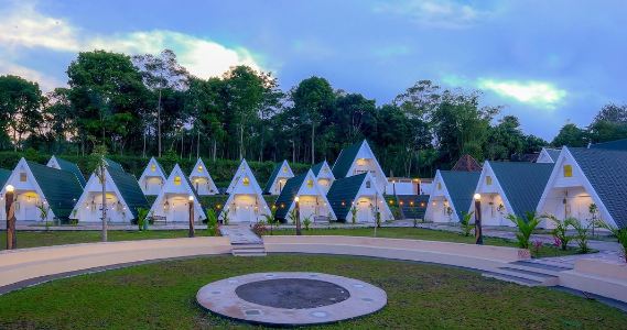 Foto: instagram/@dkaliurangresortyk/ glamping Kaliurang