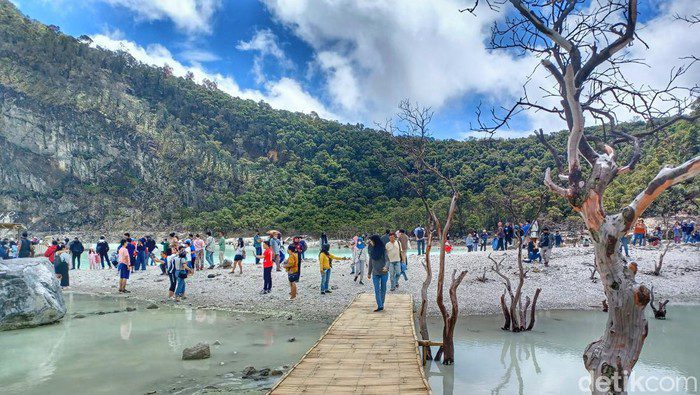 Jalan jalan ke bandung jangan lupa main ke kawah putih ciwidey