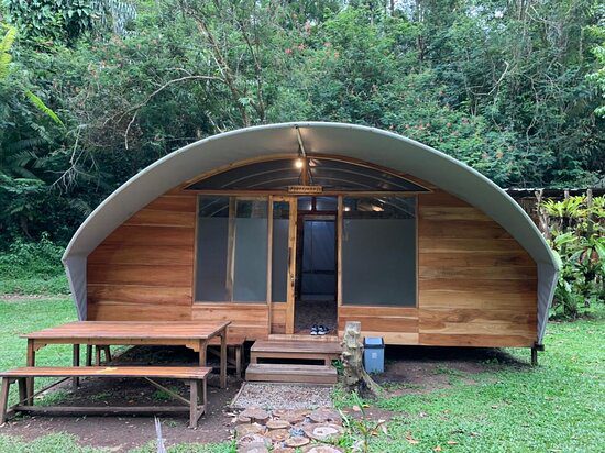 situ gunung glamping