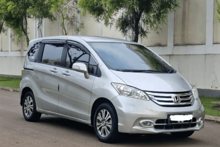 harga 100 juta bisa beli mobil Honda freed bekas..Mantapkan