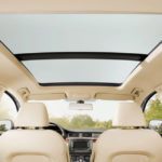 Sambut Senja Dengan Manja! Pakai 4 Pilihan Mobil Sunroof, yang Bisa Buatmu Menikmati Angin Sepoi-sepoi Dari Bagian Atas Mobil