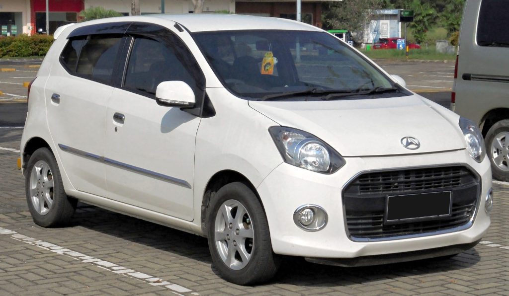 Emang Boleh Ya Harga Mobil Se Murah Itu https://en.wikipedia.org/wiki/Daihatsu_Ayla#/media/File:2014_Daihatsu_Ayla_1.0_X_B100RS_(20190615).jpg