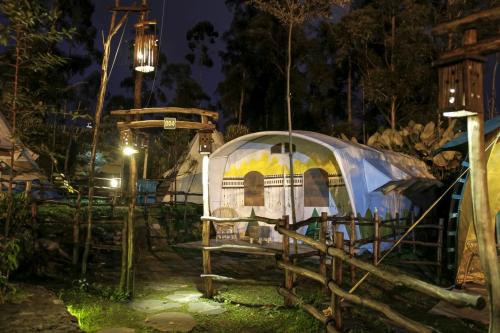 Anda Masih Bingung Ingin Liburan Dimana? Ke Glamping Ciwidey Valley Resort Yang Punya Fasilitas Lengkap. Harga Murah!