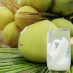 Mitos Atau Fakta? Larangan Minum Air Kelapa Saat Haid!