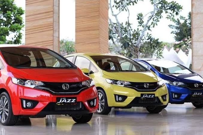 Anak Muda Anti Ribet! Mobil Kecil Sporty dan Elegan Paling di Buru Pecinta Otomotif Milenial,Lho!!