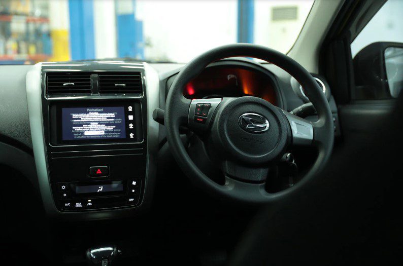 Interior Daihatsu Ayla