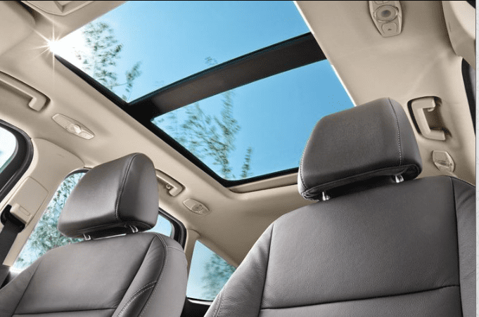 Mobil wuling cortez sunroof / Sumber: Kumparan