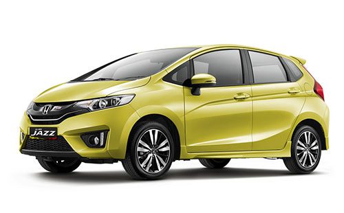 Bikin Yang Lain Auto Minder! Mobil Kecil Honda Jazz Fit RS Siap Bersaing Dengan Tipe Mobil Lain Di Jalanan!