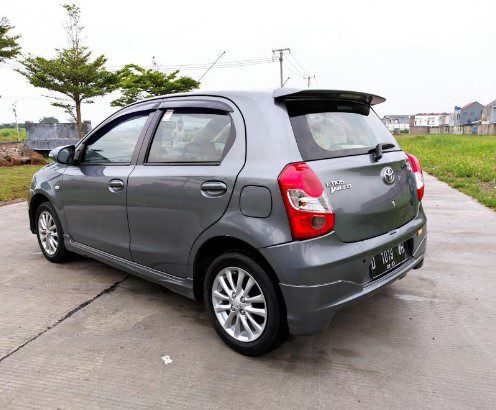 Beli City Car Buat Jemput Pacar - Inilah Daftar Harga Mobil Bekas City Car Termurah