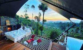 Update Harga Glamping Ciwidey Bandung. Daftar Tarif dan Fasilitas!