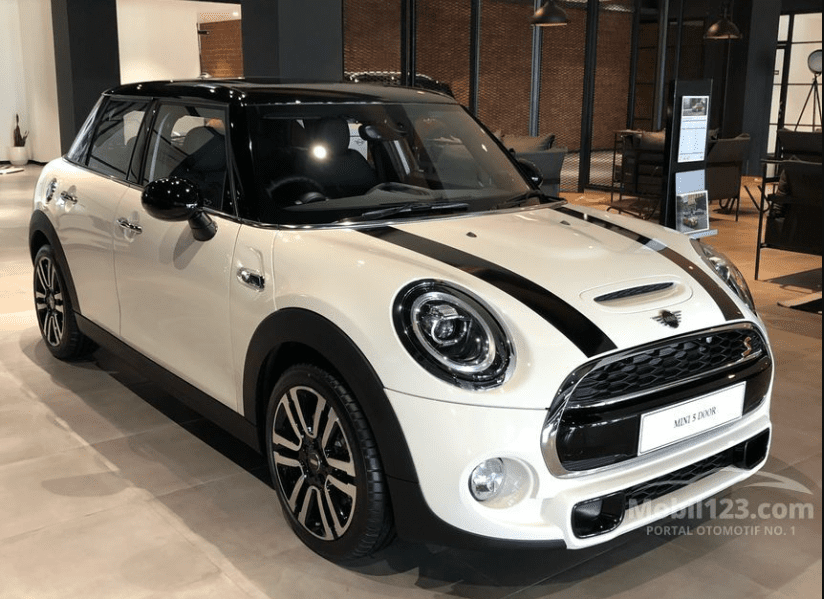 Mini Cooper Terbaru 2015 / Sumber: Mobil123.com