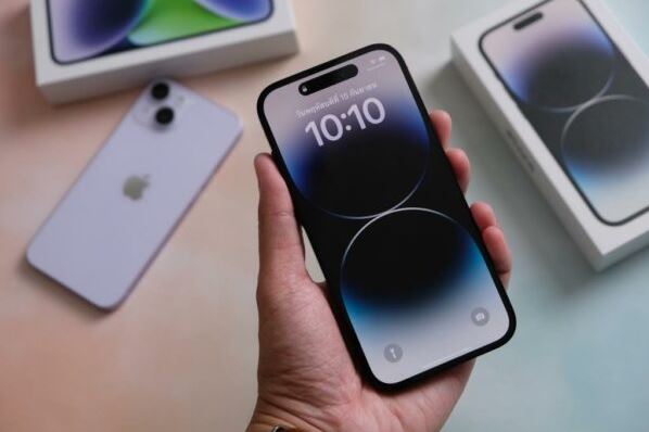 Yang Ada Dynamic Islandnya! Minta Ke Papah Beli iPhone 14 Harga Terbaru