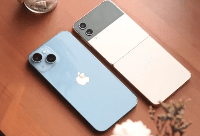 iphone 14 flip / Sumber: pronusantara