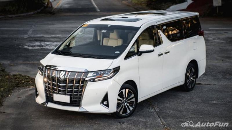 Harus sabar ya jika membeli mobil alphard kecil,karena adanya inden !!