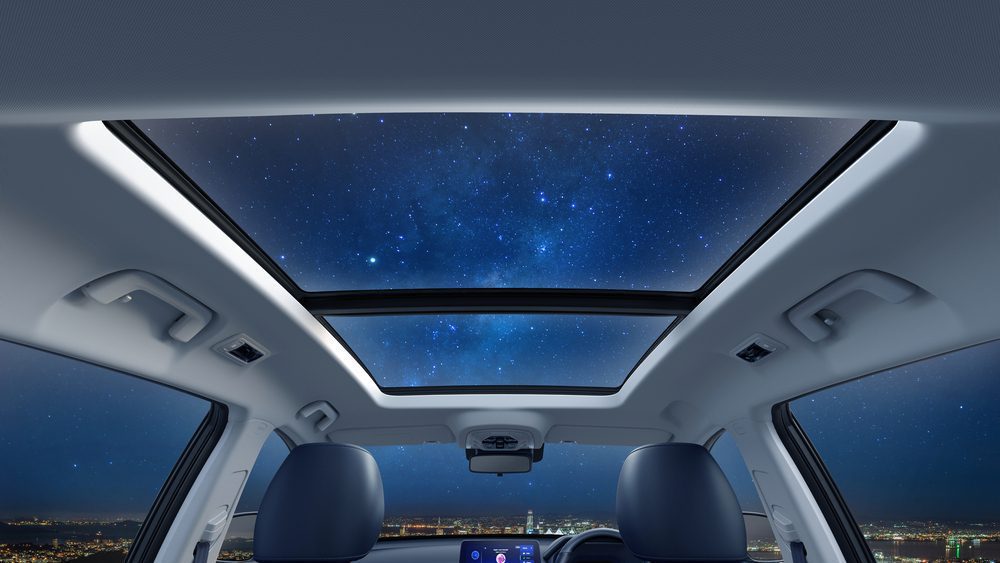 Mobil dengan Panoramic Roof, Solusi Tepat untuk Pengalaman Berkendara yang Lebih Menyenangkan
