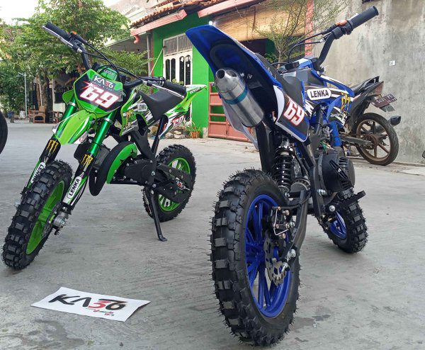 Aw jangan takut jatuh melibas medan berat atau Off Road pakai motor trail dengan harga motor kecil trail mulai dari 1 juta-an !