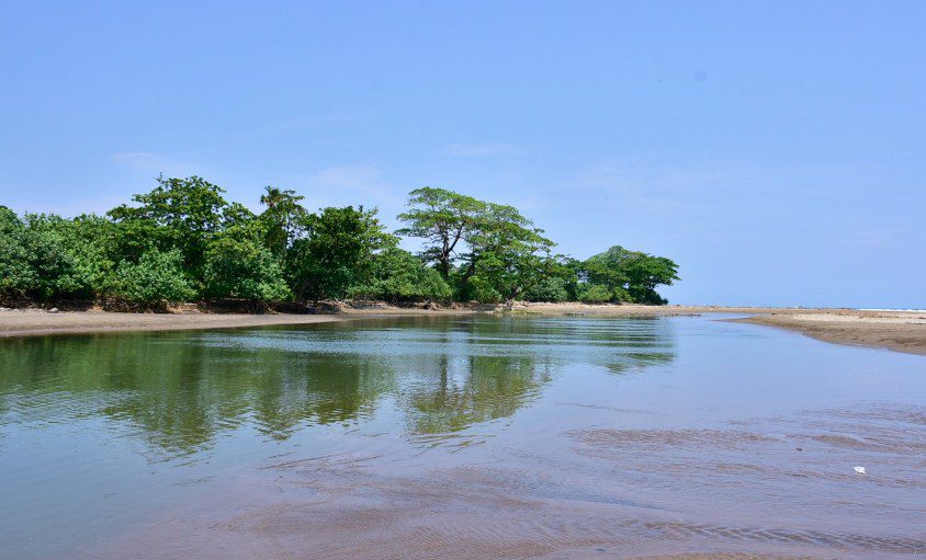 Pantai Cijeruk Indah Kabupaten Garut Jadi Tempat Wisata Yang Sering Kunjungi Masyarakat