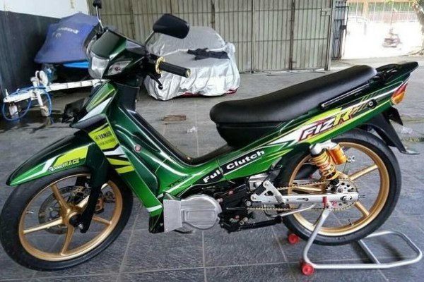 LANGKA !!motor bebek Yamaha dengan mesin 4 tak yang masih banyak di cari orang !