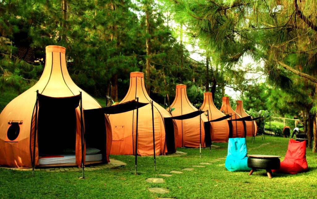 Ini Loh! 3 Tempat Wisata Glamping Murah di Bandung, Cek Yuk! Ajak Teman-teman Ke Sana!