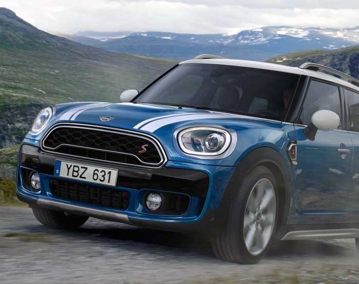 hampir setengah Milyar harga mobil mini cooper 2013 yuk cari tahu tips membeli mobil ini biar ga ketipu !