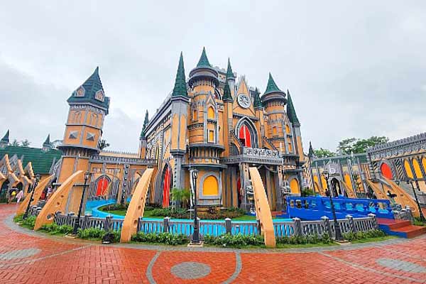 Yuk Berlibur ke 3 Tempat Wisata Bogor yang Baru, Salah Satunya Ada yang Seperti Disneyland Loh!