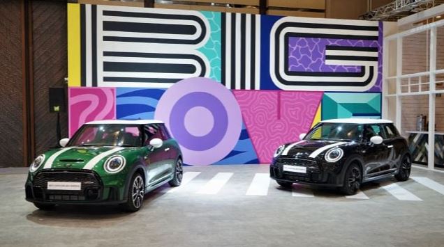 Harga Selangit Gaya Elit - Inilah Harga Mobil Mini Cooper Indonesia Yang Dipake Konglomerat Bukan Orang Sulit