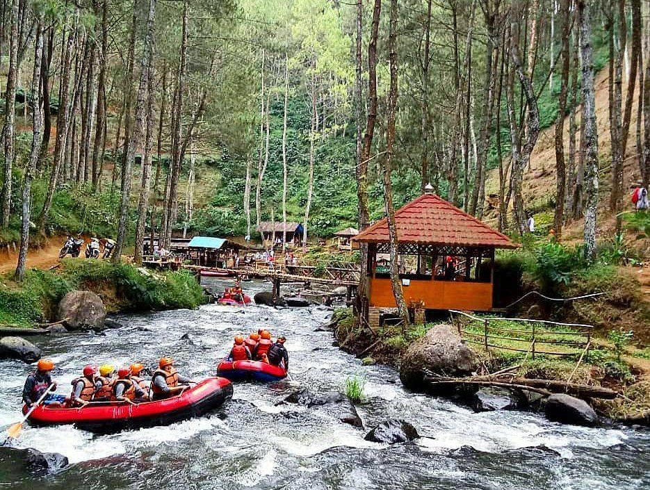 du..du..du..druh..weekend ini main ke rafting pangalengan bandung yuk,nikmati wisatanya !