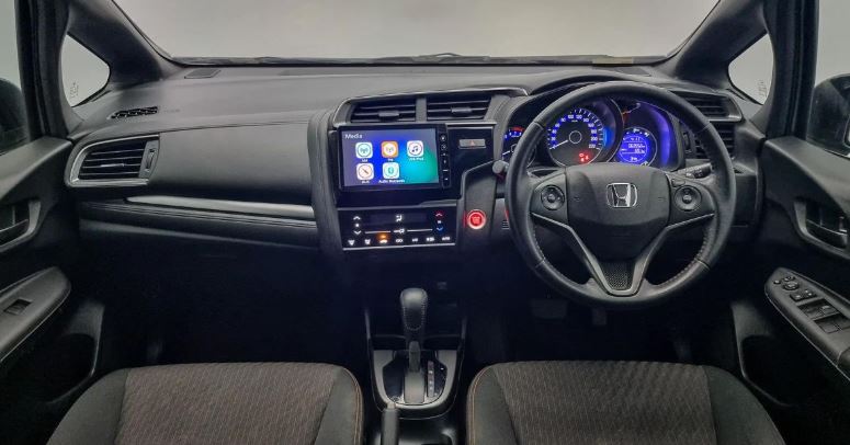 Yahuttt... ! Interior Honda Jazz Bikin Nyaman & Tentram - Irit Juga Loch...