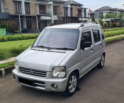 Harga Mobil Suzuki Bekas, Daftar Murah di Bawah 50 Jutaan, Muat 8 Orang dan Design Elegan