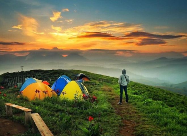 Gaskeunlah...! Ke Taman Langit Pangalengan Sunrise Point & Camping Ground