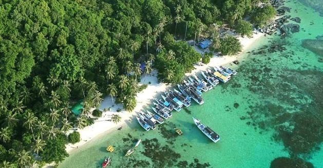 Bagaikan di Raja Ampat - Mari Berlibur Ke Wisata Karimunjawa : Segini Harga Tiketnya!