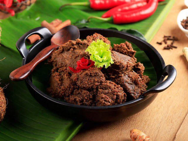 Tak Hanya Di Sukai Orang Awak Tapi Semua Suka "Rendang Khas Padang" Yuk Simak Resep Ya Di Sini !