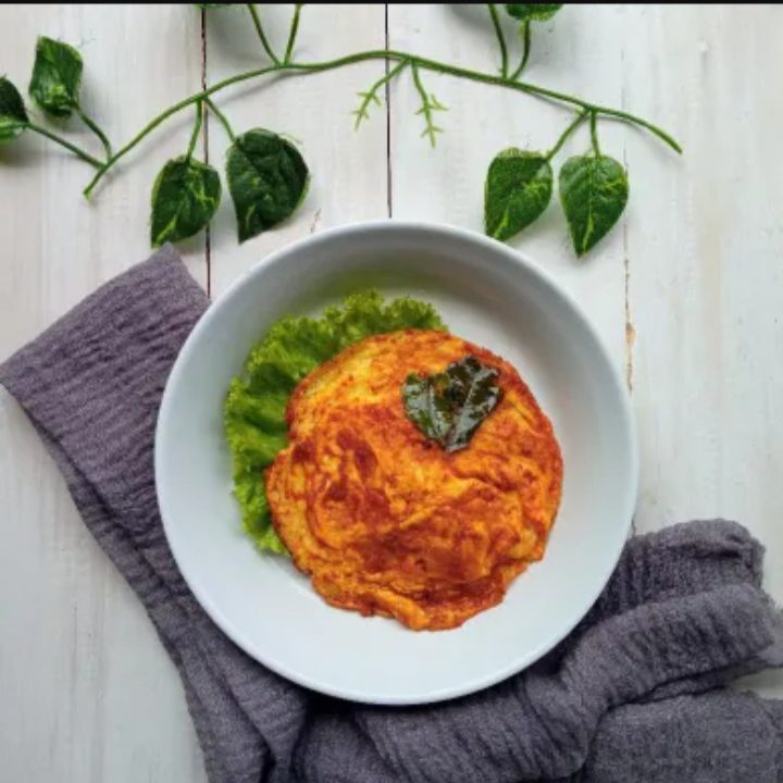 Resep Telur Dadar Balado: Paduan Lezat Telur dan Rasa Pedas Khas Indonesia