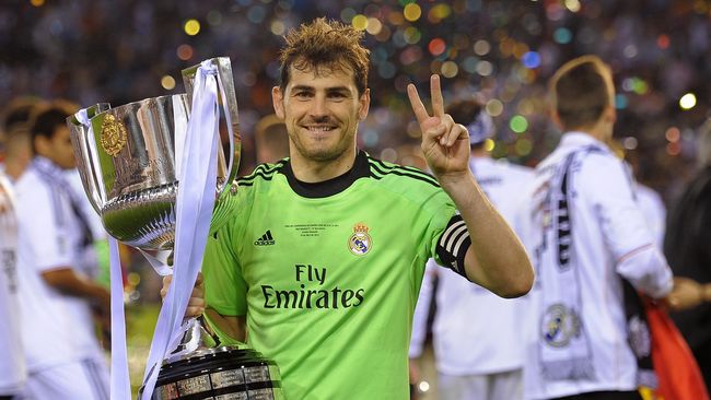 sumber dari: https://www.cnnindonesia.com/olahraga/20141221184129-142-19611/iker-casillas-kini-telah-meraih-segalanya