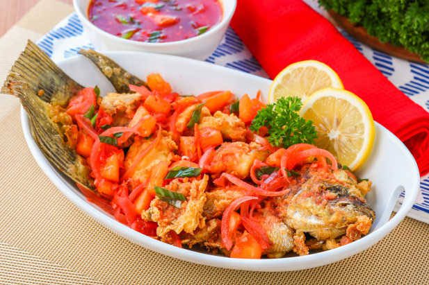 Lezatnya Ikan Goreng Bumbu Asam Manis: Resep Sederhana untuk Menu Spesial