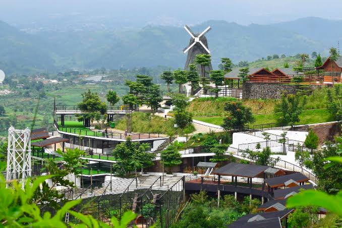 Butuh Referensi Liburan? Nih, 3 Tempat Wisata Puncak Terbaru yang Gak Bikin Anda Menyesal