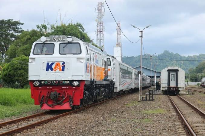 Harga Tiket dan Jadwal Kereta Api ke Jogja: Cara Mudah dan Murah untuk Menikmati Kota Budaya