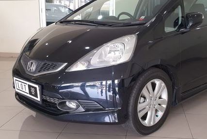 Masih Banyak Diburu !!! Ini Dia Mobil Honda Jazz GE8