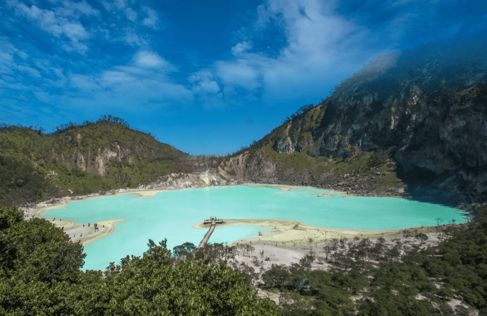 5 Destinasi Wisata Terbaru di Bandung yang Akan Membuat Liburanmu Semakin Seru dan Menarik!