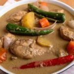 Wow mimin baru tahu ternyat ada lauk pendamping nasi yang unik " Ini Dia Resep Ayam Kurma"