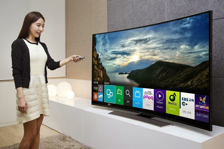 merk smart tv terbaik 2017 ini mampu menghemat ruang rumah anda dan Anda akan merasa menonton acara televisi favorit Anda melalui sebuah pigura yang tipis !