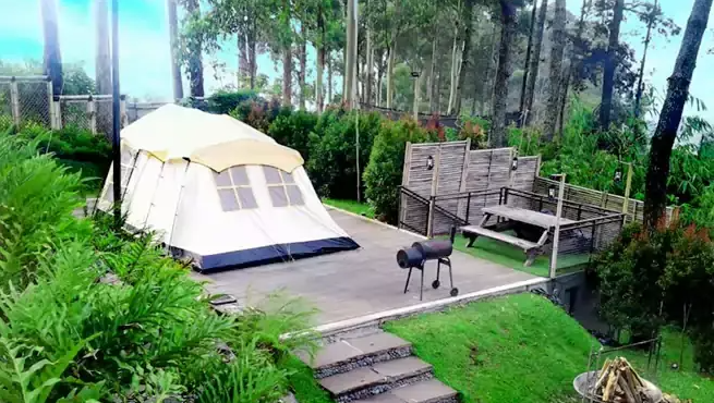 Glamping Dusun Bamboo/Radar Tasik - Disway