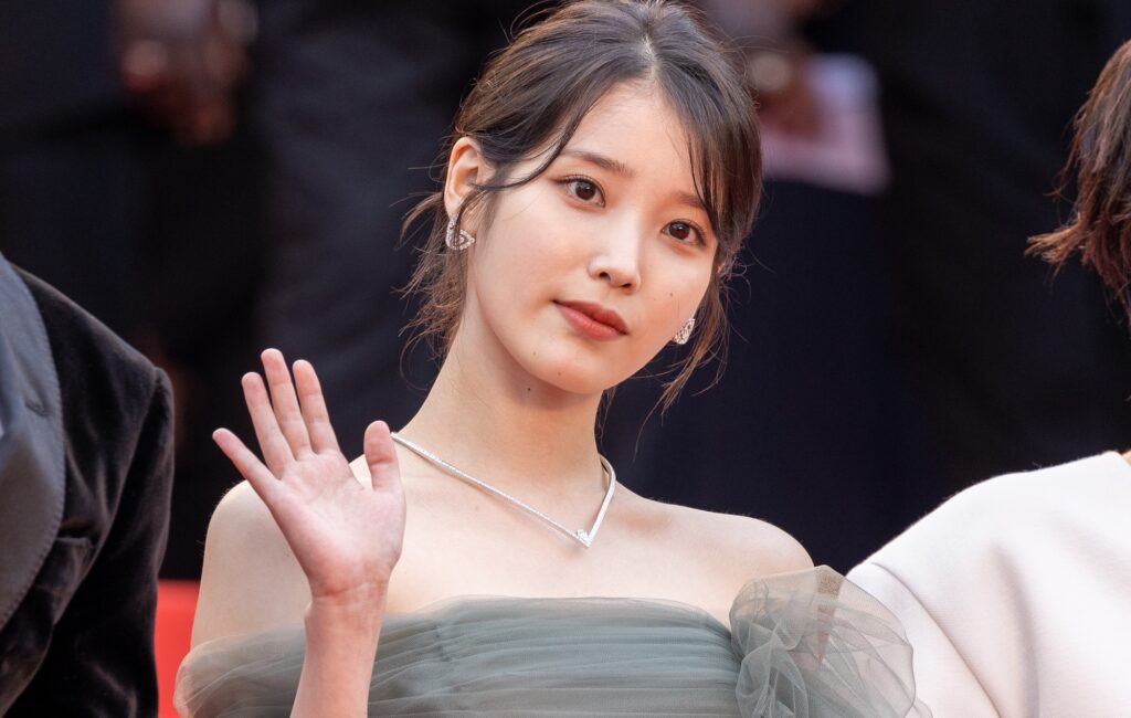 IU/NME